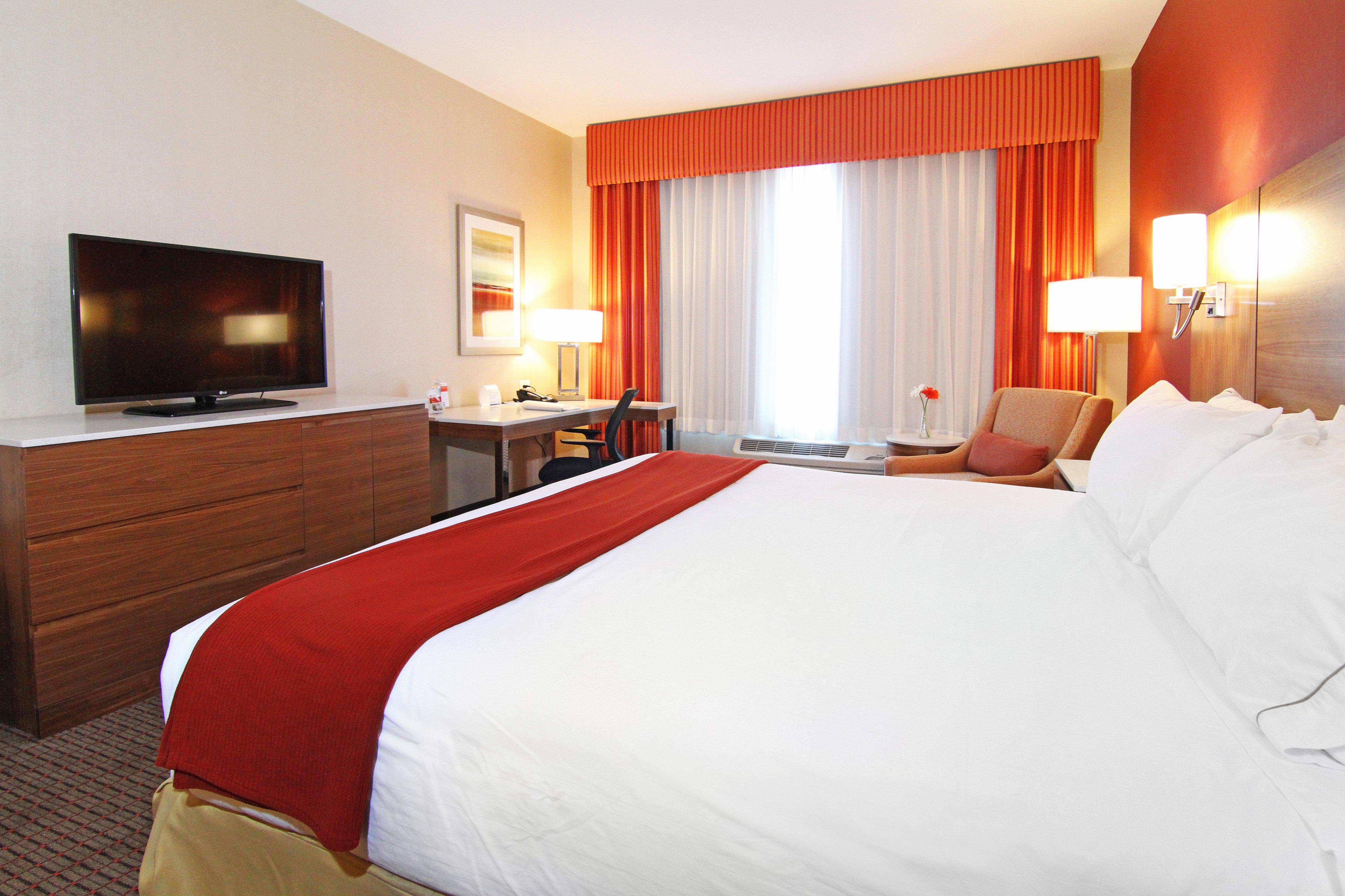 Holiday Inn Express And Suites Calgary University By Ihg Exterior foto