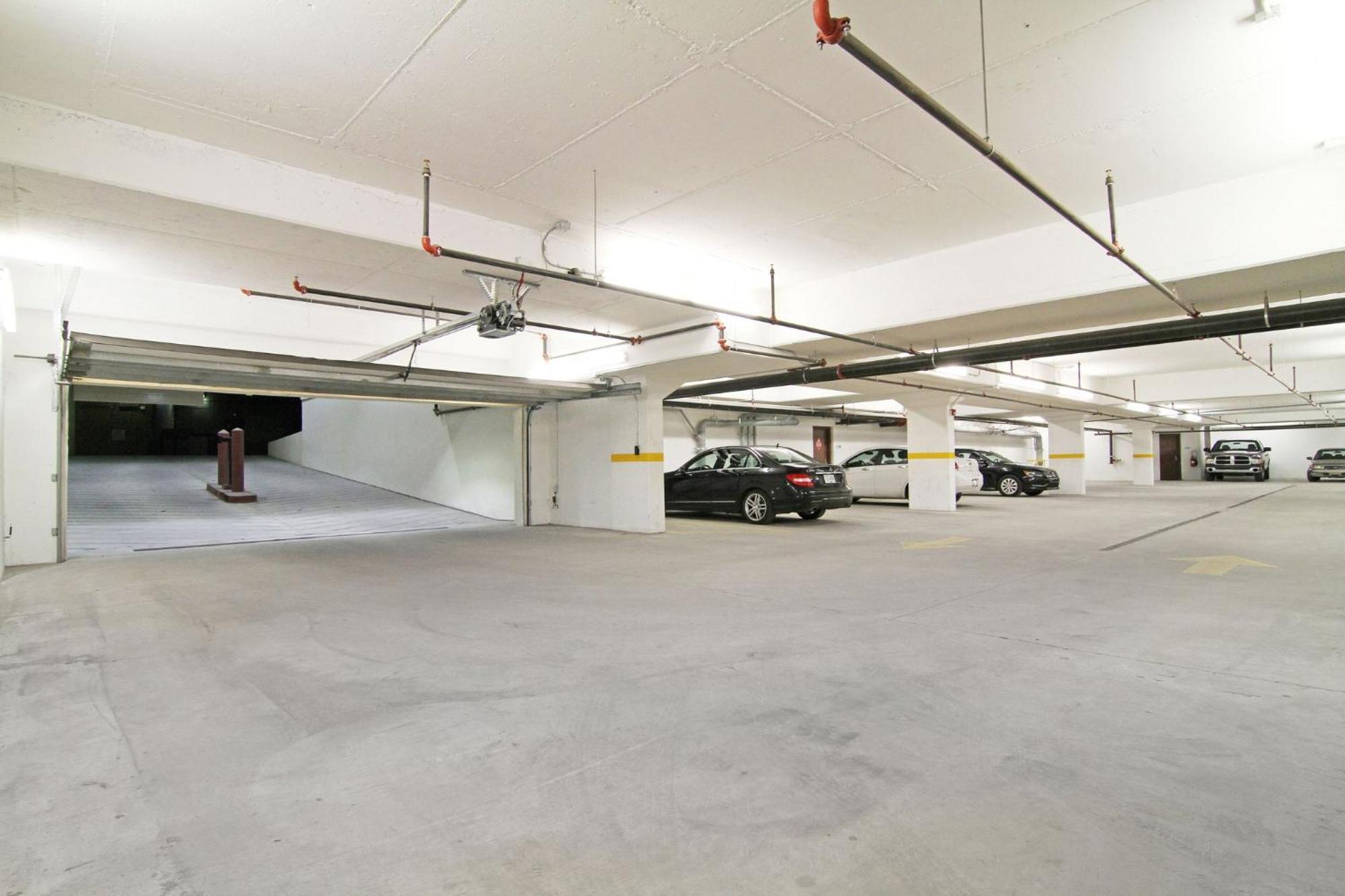 Holiday Inn Express And Suites Calgary University By Ihg Exterior foto